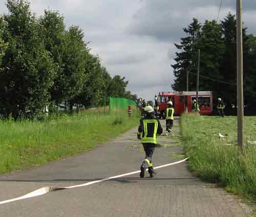 Lschwasserversorgung durch LF